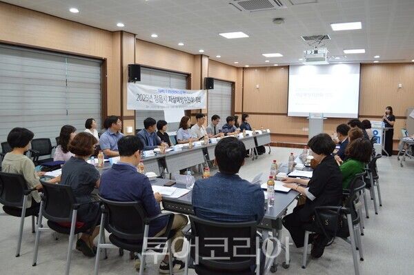 정읍시는 지난 17일 달하노피곰 컨퍼런스센터에서 ‘2025년 정읍시 자살예방위원회’를 개최했다. /사진-정읍시