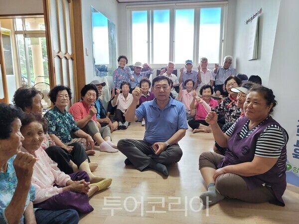 함평군이 원전 인접 지역 주민의 방사능 재난 대응 역량 강화를 위해 찾아가는 안전교육을 실시한다. /사진-함평군