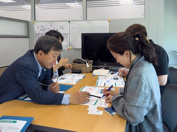 남한권 울릉군수 기획재정부 방문 모습(사진제공=울릉군청)