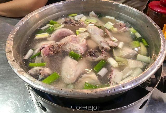 닭한마리 책방골목 생선구이골목 생선구이석쇠 닭한마리