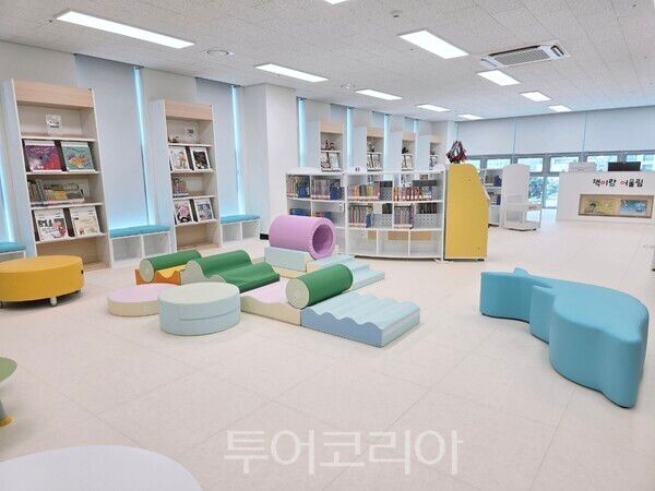 책이랑 어울림 내부. /사진-화순군