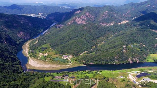 .금산 적벽강 비단물길&nbsp;/사진=충남도
