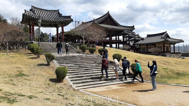 조선시대 3대 명루 중 하나로 꼽히는 영남루를