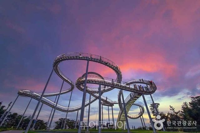 포항 스페이스워크/사진-한국관광공사