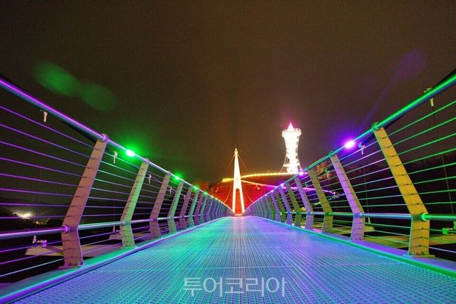 횃불전망대 야경/사진-철원군