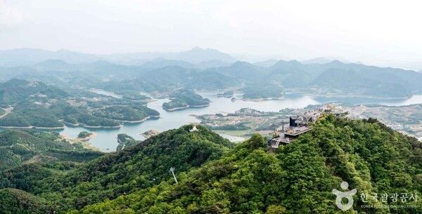 청풍호&nbsp;(ⓒ한국관광공사 포토코리아)
