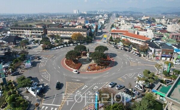 ▲부여군 청사 전경. /사진-부여군