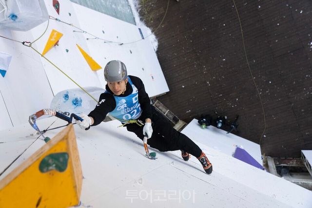 남자부 난이도 부문 2위를 차지한 김민철 선수 경기모습/ 사진=(사)대한산악연맹