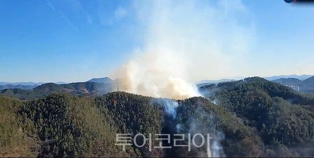 경남 진주 사천권역 산불 발생 진화중/사진=산림청 중앙산림재난상황실