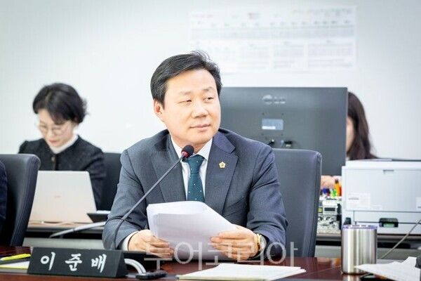 성남시의회 이준배 대표의원/투어코리아뉴스 정명달 기자