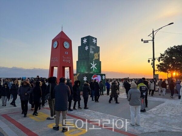해맞이 연휴 기간 관광객 모습. /사진-동해시