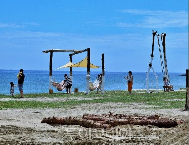 정암해수욕장 헤밍웨이파크/사진-양양군