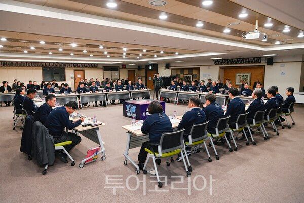 원주시는 지난달 AI위원회의 위원장을 선출했다. /사진-원주시