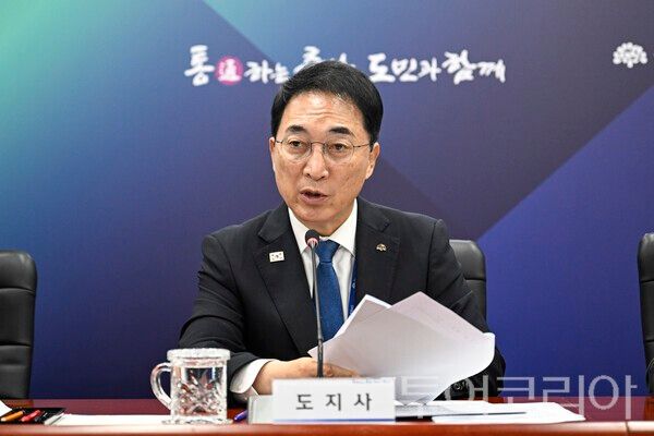 ▲발언 중인 박수현 충남도지사.