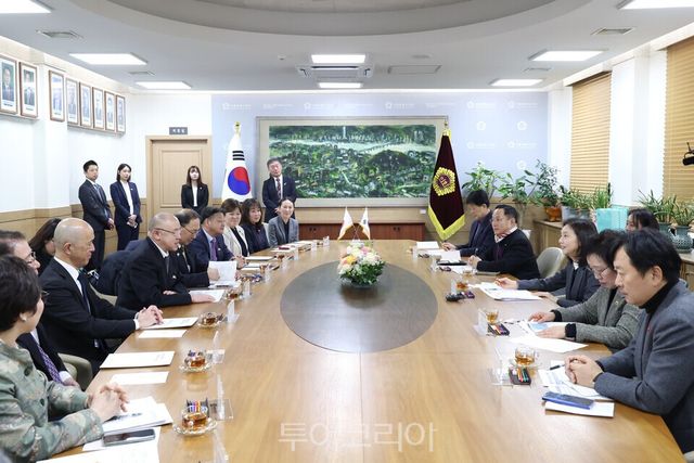 서울시의회-홋카이 대표단 공식 면담/사진=서울시의회