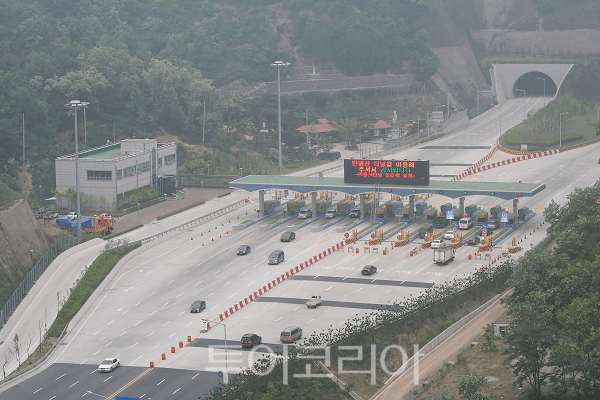 만월산터널 전경