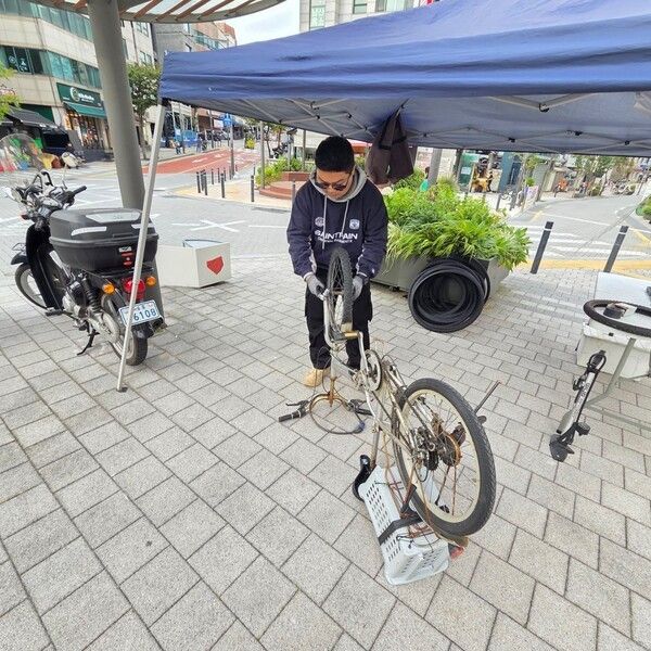 중구 무상수리센터 운영 모습(사진제공=중구청)