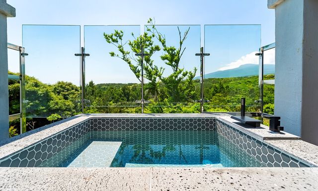 디럭스빌라뷰터브 자쿠지/사진-기린빌라리조트