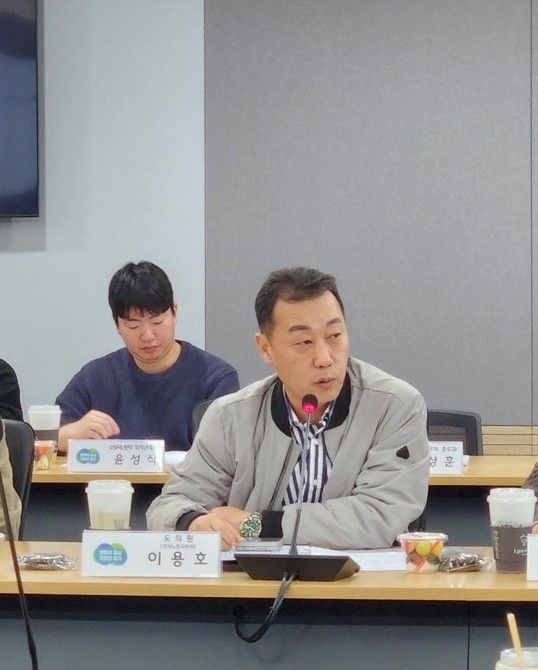 이용호 부위원장