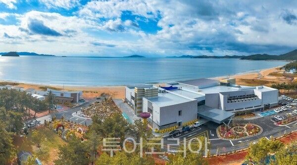 완도해양치유센터 전경. /사진-완도군