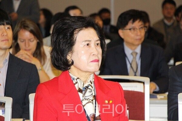 유옥분 인천 동구의회 의장이 25일 오전 송도컨벤시아 프리미어볼룸에서 열린 인천연구원 개원 30주년 기념식에 참석하고 있다.&nbsp;2026.03.25. / 투어코리아 이창호 기자