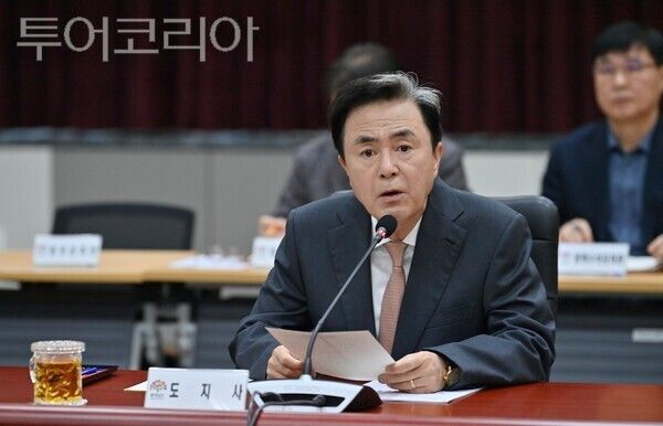 ▲김태흠 충남지사가 3일 도청 대회의실에서 열린 제83차 실국원장회의를 주재하고 있다. /사진-충남도