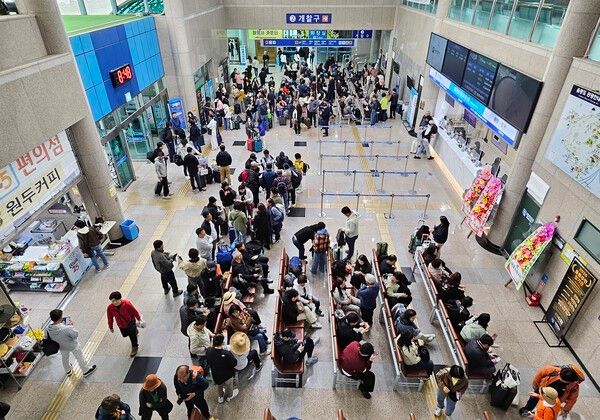 포항여객선터미널 엘도라도 익스프레스 대합실 모습(사진제공=대저페리)