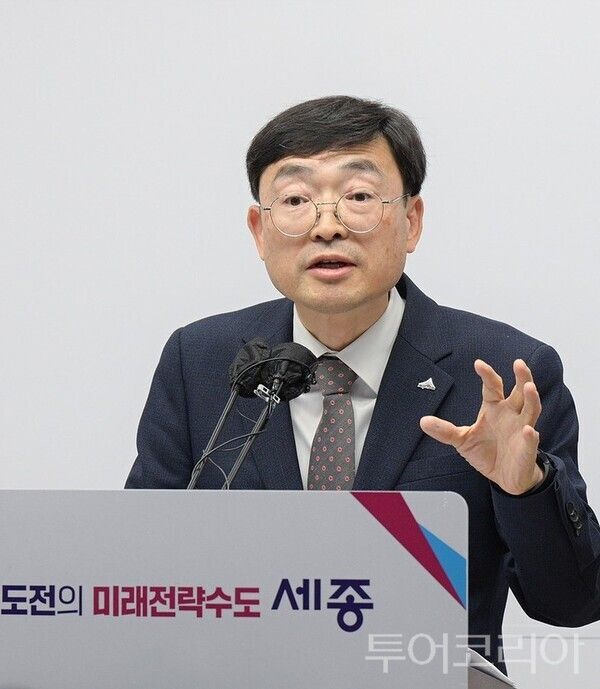▲발언 중인 김하균 세종시장 권한대행 모습. /사진-세종시