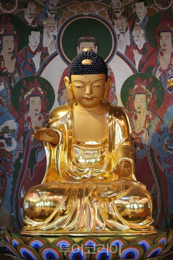 ▲서산 부석사 목조여래좌상 모습. /사진-서산시