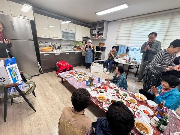 남본1리 어버이날 맞이 행사 모습