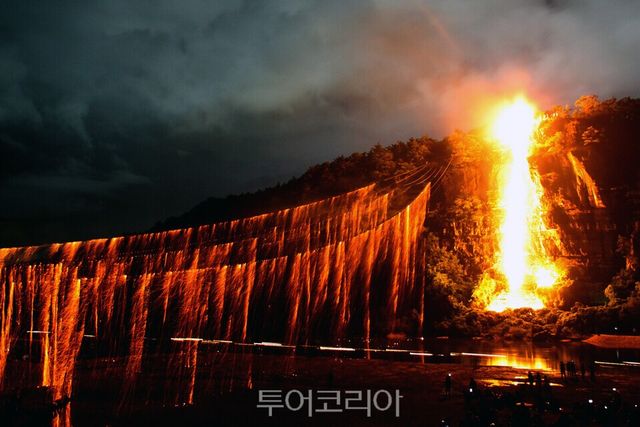 선유줄불놀이와 낙화/사진=안동시