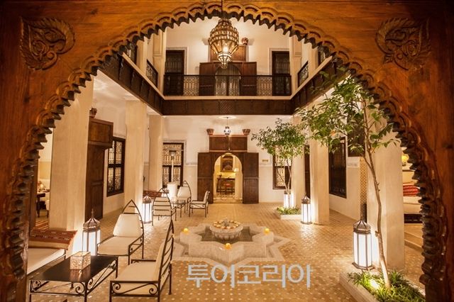 &nbsp;모로코 마라케시의 리야드 레 클로스 데 아트