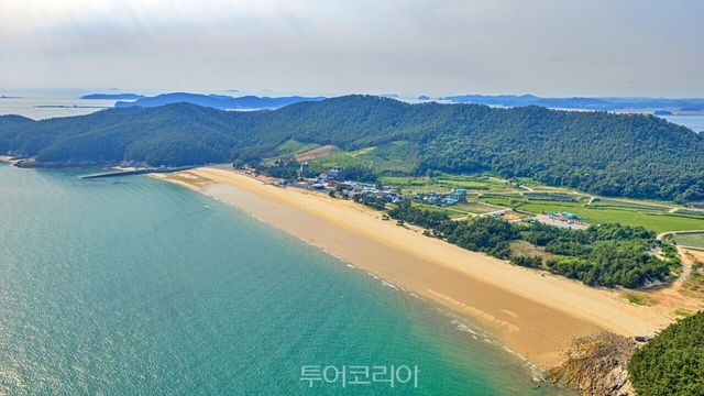 오봉산해수욕장&nbsp; / 사진-보령시