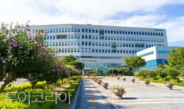 ▲충청남도교육청 청사 전경. /사진-충남교육청