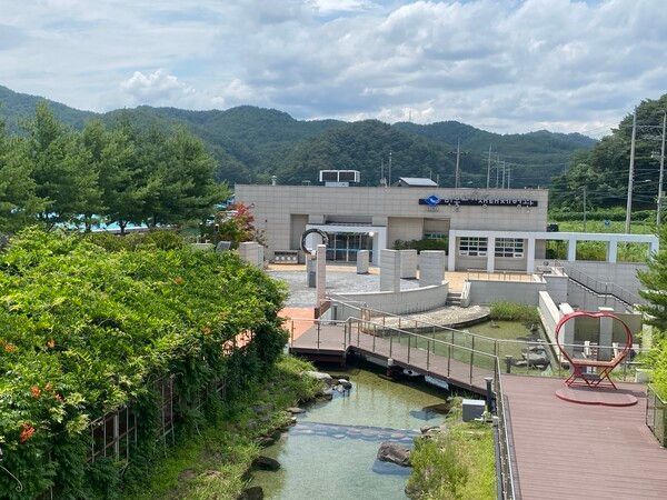 민물고기생태체험관 전경./사진-경북도