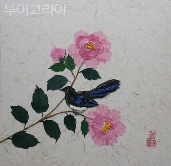 ▲서은진 작가 作. 모란꽃 peonr biossom 38x38cm Hanji on Canvas 2026. /사진-서은진 작가