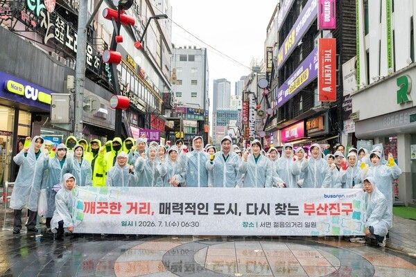 김영욱 부산진구장 민선9기 첫걸음, 새벽 현장에서 시작/사진제공=부산진구.