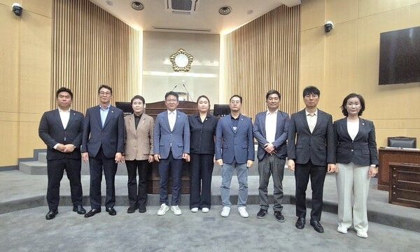▲&nbsp;의장 선출 문제와 관련해 성명을 낸 남양주시의회 국민의힘 의원 9명.&nbsp;