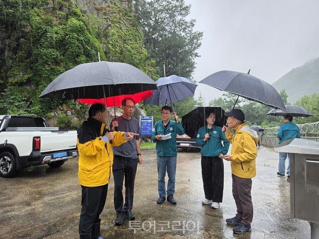 이병선 속초시장, 설악취수장 수위 점검 /사진=속초시