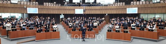 경기도의회 23일 12대 의회 청렴서약식 개최/사진=경기도의회
