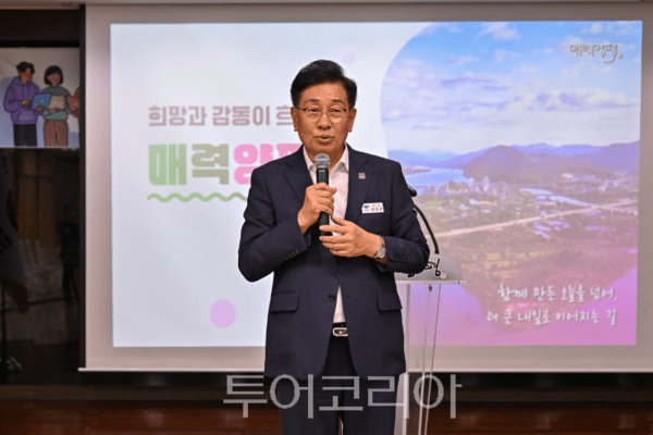 대학생들과 소통하는 전진선 양평군수/투어코리아뉴스 김경남 기자