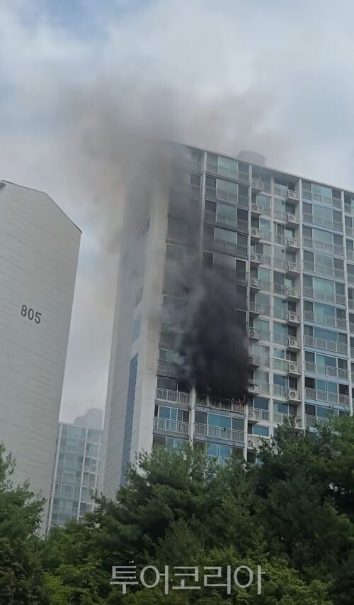 파주 운정신도시 아파트 화재현장/투어코리아뉴스 김경남 기자