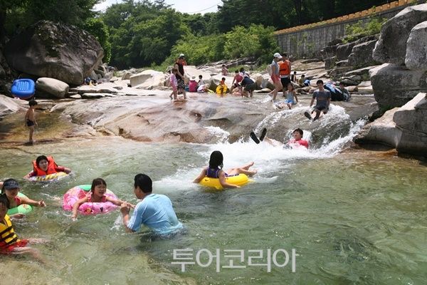 선암계곡 물놀이