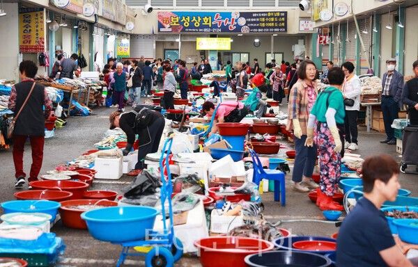 보성 녹차골 전통시장 전경/사진=보성군