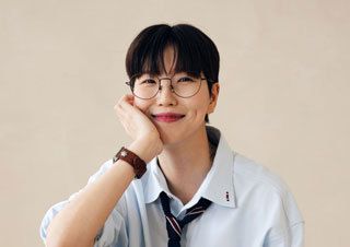 [커버 스토리] 김겨울, 혼자 읽긴 너무 아깝잖아요 | YES24 채널예스