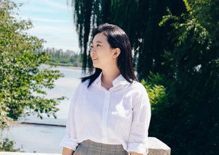 [100호 특집] 이유리 “야만적인 세상에서, 앨리시어에게” | 예스24 채널예스