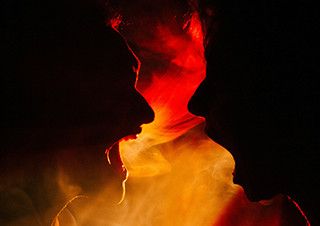 미치고 펄쩍 뛰기의 언어로 쓸 수 있을까? | 예스24 채널예스