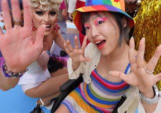 [김지우 칼럼] 당연하고도 시끄러운, 이상한 몸들의 축제 | 예스24 채널예스