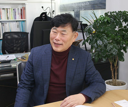 ▲ 안용섭 서민금융연구원 원장