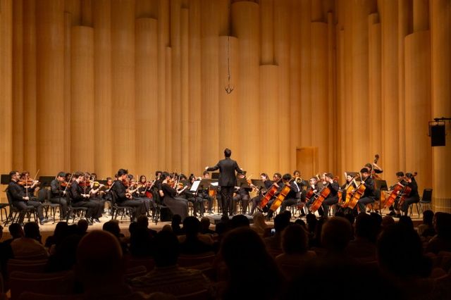 ‘꿈의 오케스트라 위드 아부다비 유스 오케스트라’ 공연이 펼쳐지는 모습./사진제공=한국국제문화교류진흥원